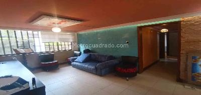 Apartamento de 3 alcobas en venta en Villa Nueva, Manizales, 81 m² · foto 2 de 10