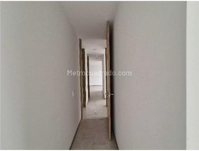 Apartamento en venta en Avenida 30 De Agosto, Pereira · foto 8 de 14