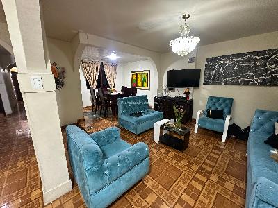 Casa de 5 alcobas en venta en San Fernando, Armenia, 552 m² · foto 5 de 20
