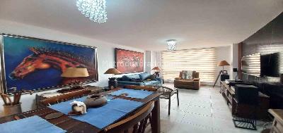 Apartamento de 2 alcobas en venta en Centro, Pereira, 120 m² · foto 2 de 17