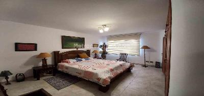 Apartamento de 2 alcobas en venta en Centro, Pereira, 120 m² · foto 4 de 17