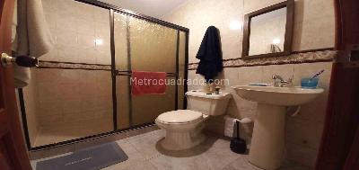 Apartamento de 2 alcobas en venta en Centro, Pereira, 120 m² · foto 6 de 17