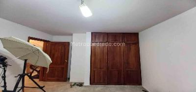 Apartamento de 2 alcobas en venta en Centro, Pereira, 120 m² · foto 7 de 17