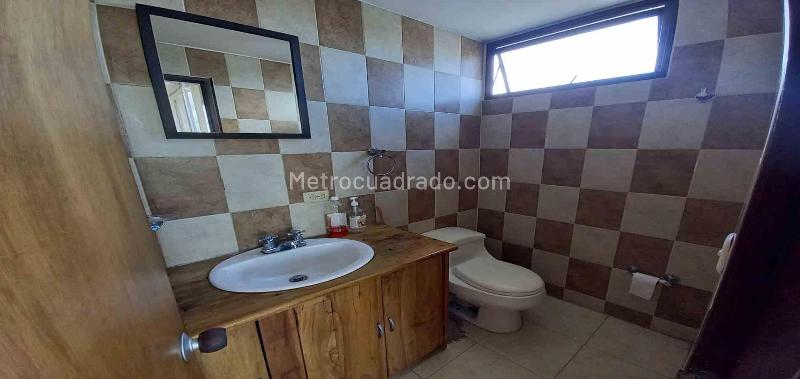 Oficina en Arriendo, Centro, Manizales - Más