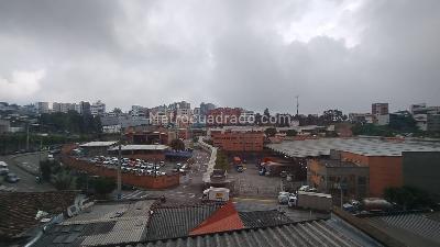 Apartaestudio en venta en Alta Suiza, Manizales, 35 m² · foto 4 de 16