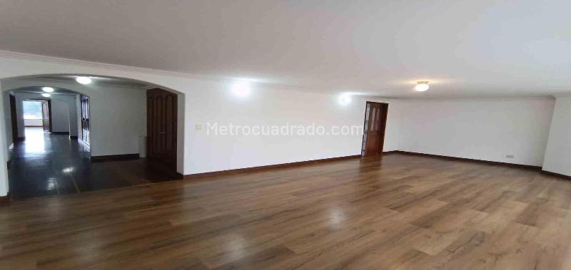 Apartamento en Arriendo, Av Lindsay, Manizales – další