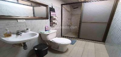 Casa de 5 alcobas en venta en Los Alcazares, Manizales, 256 m² · foto 13 de 20