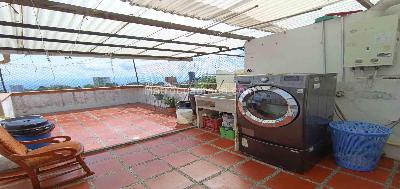 Casa de 5 alcobas en venta en Los Alcazares, Manizales, 256 m² · foto 18 de 20
