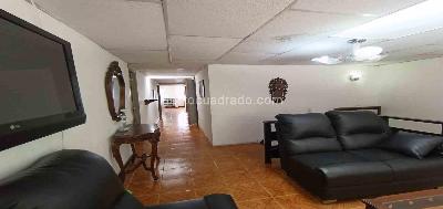 Casa de 5 alcobas en venta en Los Alcazares, Manizales, 256 m² · foto 5 de 20