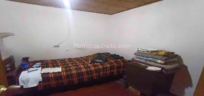 Casa de 5 alcobas en venta en Uribe, Manizales, 221 m² · foto 19 de 20