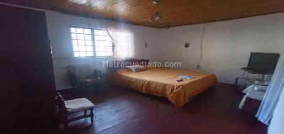 Casa de 5 alcobas en venta en Uribe, Manizales, 221 m² · foto 20 de 20