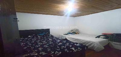 Casa de 5 alcobas en venta en Uribe, Manizales, 221 m² · foto 2 de 20