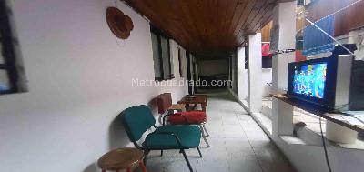 Casa de 5 alcobas en venta en Uribe, Manizales, 221 m² · foto 5 de 20