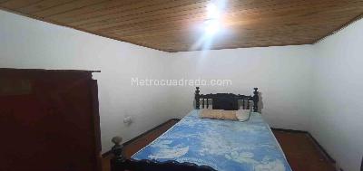 Casa de 5 alcobas en venta en Uribe, Manizales, 221 m² · foto 7 de 20