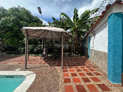 Casa de 5 alcobas en venta en Km 5 Via Tebaida, Armenia, 1093 m² · foto 12 de 20