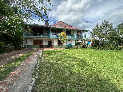 Casa de 5 alcobas en venta en Km 5 Via Tebaida, Armenia, 1093 m² · foto 3 de 20