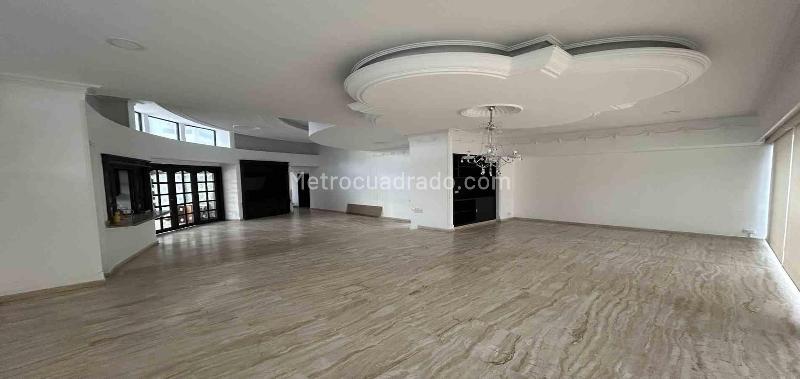 Casa en Arriendo, Comuna Universidad / Barrio Pinares, Pereira - Widok 2