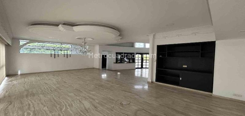 Casa en Arriendo, Comuna Universidad / Barrio Pinares, Pereira - Widok 3