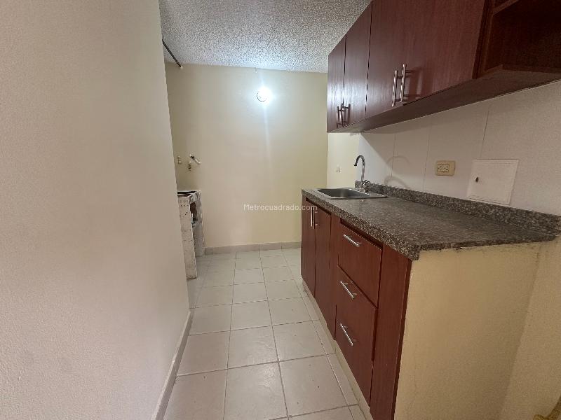 Piso – Armenia, Las Américas, San José - Más