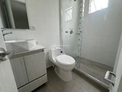 Casa de 3 alcobas en venta en Av Bolivar, Armenia, 40 m² · foto 6 de 20
