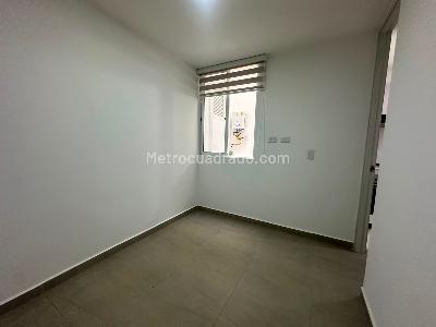 Casa de 3 alcobas en venta en Av Bolivar, Armenia, 70 m² · foto 2 de 20