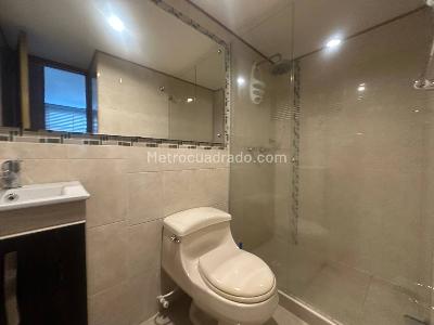 Apartaestudio en venta en Pinares, Pereira, 40 m² · foto 6 de 20