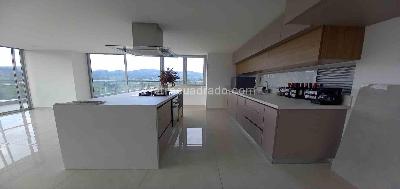 Apartamento de 3 alcobas en venta en Avenida Alberto Mendoza, Manizales, 115 m² · foto 7 de 20