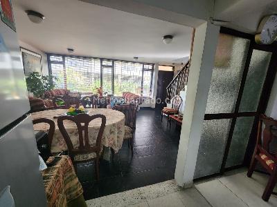 Casa de 4 alcobas en venta en Laureles, Armenia, 214 m² · foto 9 de 12