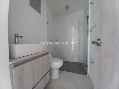 Apartamento en venta en Avenida 30 De Agosto, Pereira · foto 9 de 18