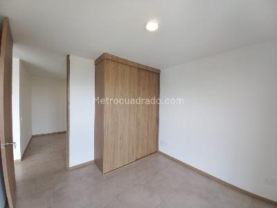 Apartamento de 3 alcobas en venta en Avenida 30 De Agosto, Pereira, 114 m² · foto 8 de 18