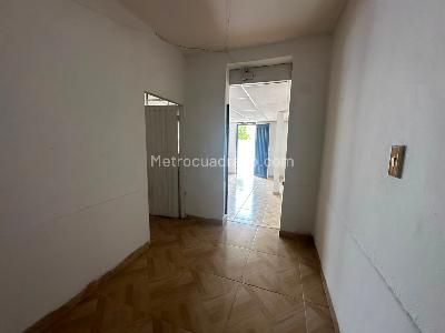 Casa en arriendo en Alcazares, Manizales · foto 10 de 11