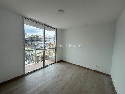 Apartamento en venta en Chipre, Manizales · foto 2 de 9