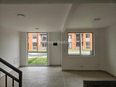 Casa en venta en Galicia, Pereira · foto 5 de 13