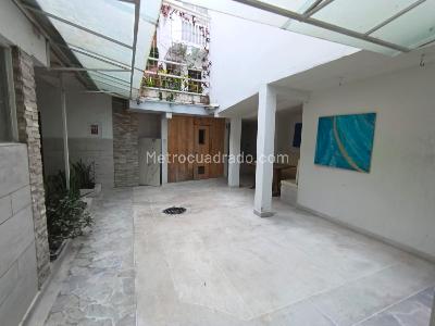 Casa en arriendo en La Francia, Manizales · foto 3 de 20