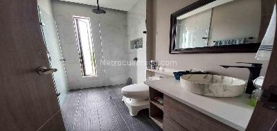 Casa de 4 alcobas en venta en Cerritos, Pereira, 350 m² · foto 18 de 20
