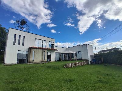 Casa de 4 alcobas en venta en Cerritos, Pereira, 350 m² · foto 6 de 20