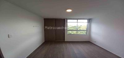 Apartamento de 2 alcobas en venta en La Sultana, Manizales, 47 m² · foto 6 de 17