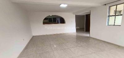 Casa en venta en Malhabar, Manizales · foto 2 de 14