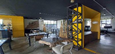 Retail space for rent in Av Bolivar, Armenia