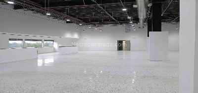 Retail space for rent in Avenida Centenario, Armenia
