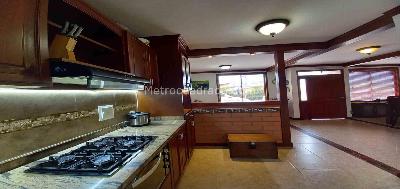 Casa en arriendo en Avenida Alberto Mendoza, Manizales · foto 12 de 20