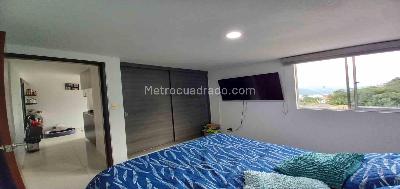 Apartamento de 3 alcobas en venta en Los Nogales, Manizales, 54 m² · foto 13 de 16