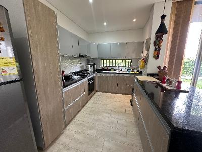 Casa de 3 alcobas en venta en Via Aeropuerto El Eden, Armenia, 228 m² · foto 18 de 20