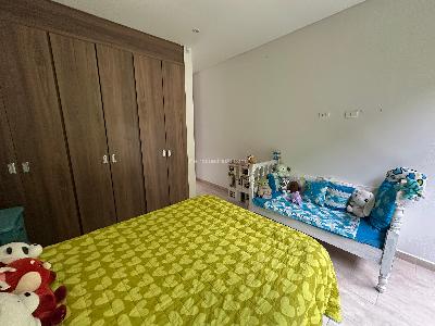 Casa de 3 alcobas en venta en Via Aeropuerto El Eden, Armenia, 228 m² · foto 2 de 20