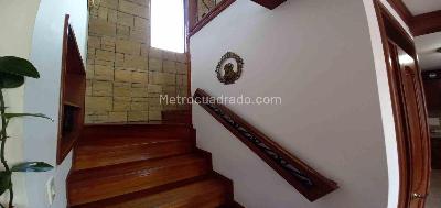 Casa de 5 alcobas en venta en Avenida Alberto Mendoza, Manizales, 220 m² · foto 10 de 20