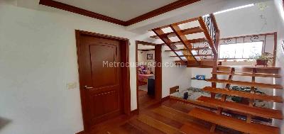 Casa de 5 alcobas en venta en Avenida Alberto Mendoza, Manizales, 220 m² · foto 12 de 20