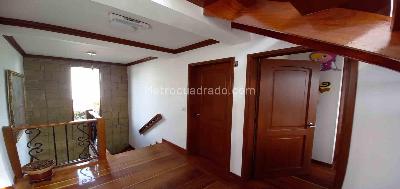 Casa de 5 alcobas en venta en Avenida Alberto Mendoza, Manizales, 220 m² · foto 13 de 20