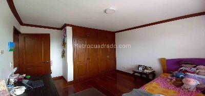 Casa de 5 alcobas en venta en Avenida Alberto Mendoza, Manizales, 220 m² · foto 14 de 20