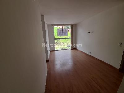 Apartamento en venta en La Francia, Manizales · foto 8 de 17