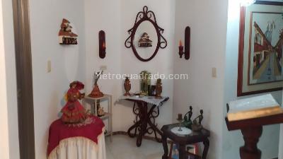 Apartamento de 3 alcobas en venta en Bavaria, Manizales, 103 m² · foto 17 de 20